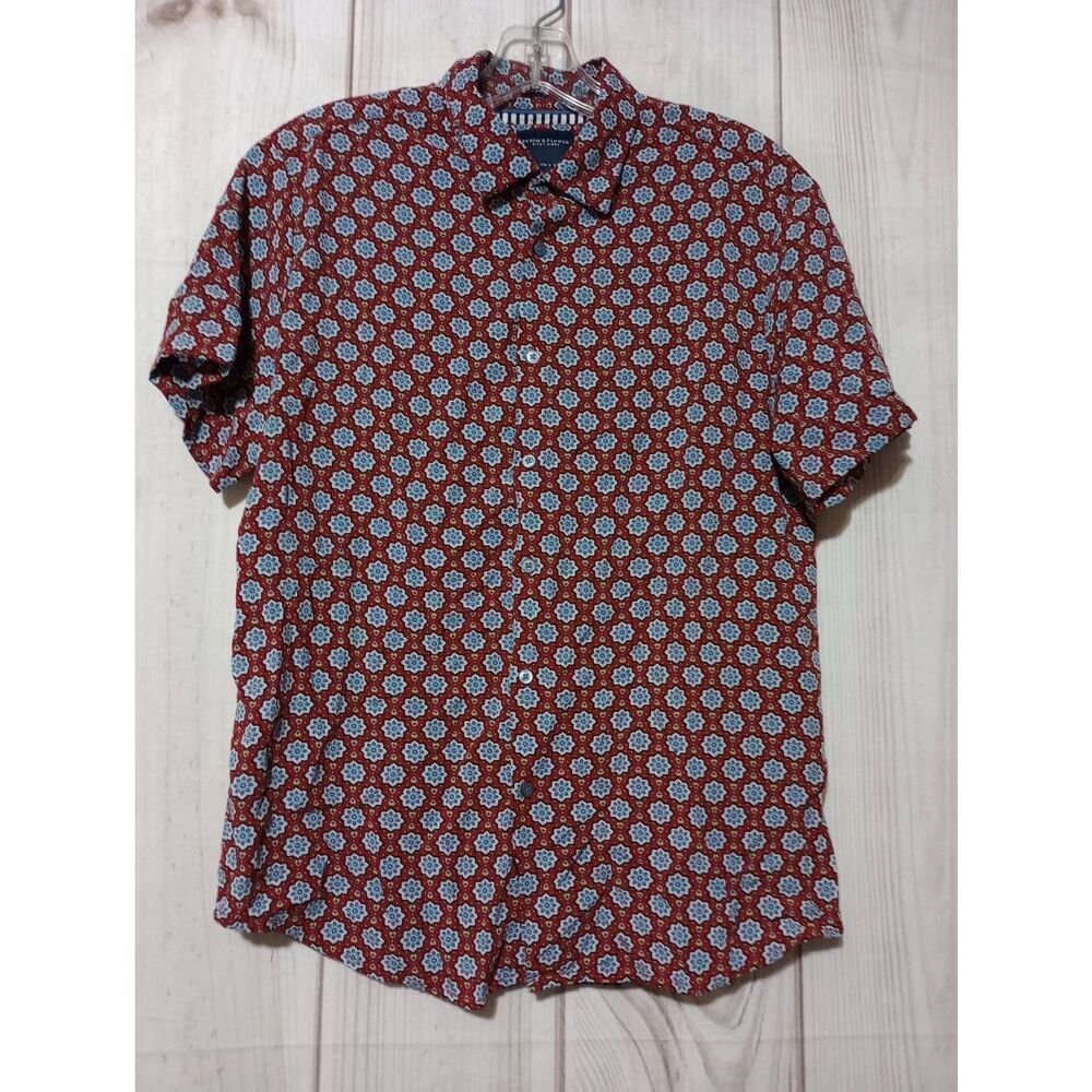 Denim and Flower‎ Shirt Men's Small Red Short Sleeve